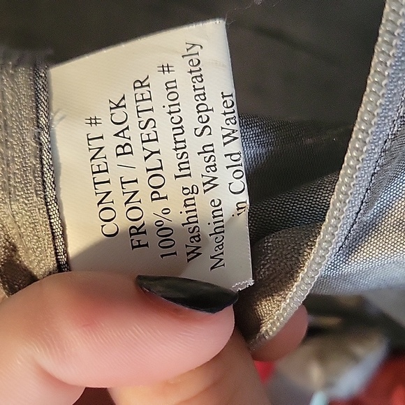 Nwt Home Texco Unique Red and Gray Textured Pillow Cover 18" × 18" - Picture 8 of 12